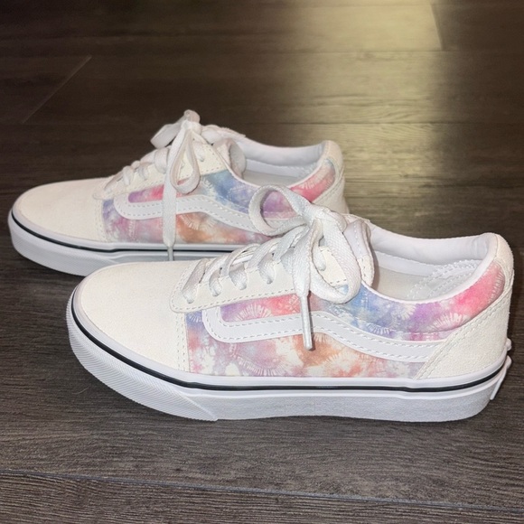 Vans NEW Ward Lace-up Sneaker Heart Tie Dye Size 1 Multi/White - Picture 7 of 13